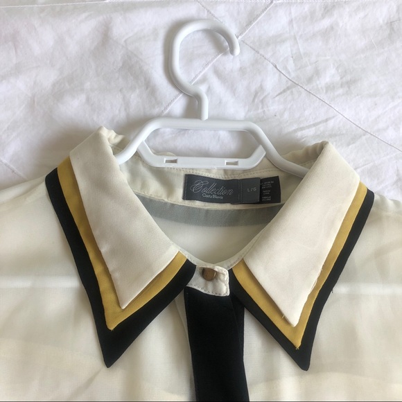 Button down blouse - Picture 2 of 6